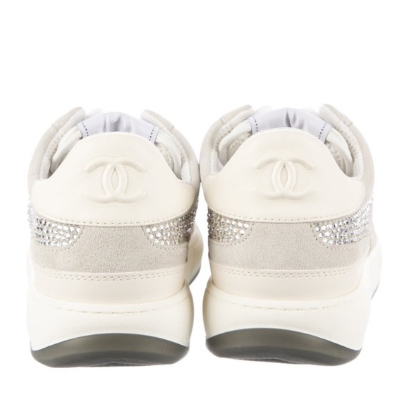 Chanel Suede Low Top Sneakers From the Cruise 2023 Collection by Virginie Viard - Picture 9 of 10